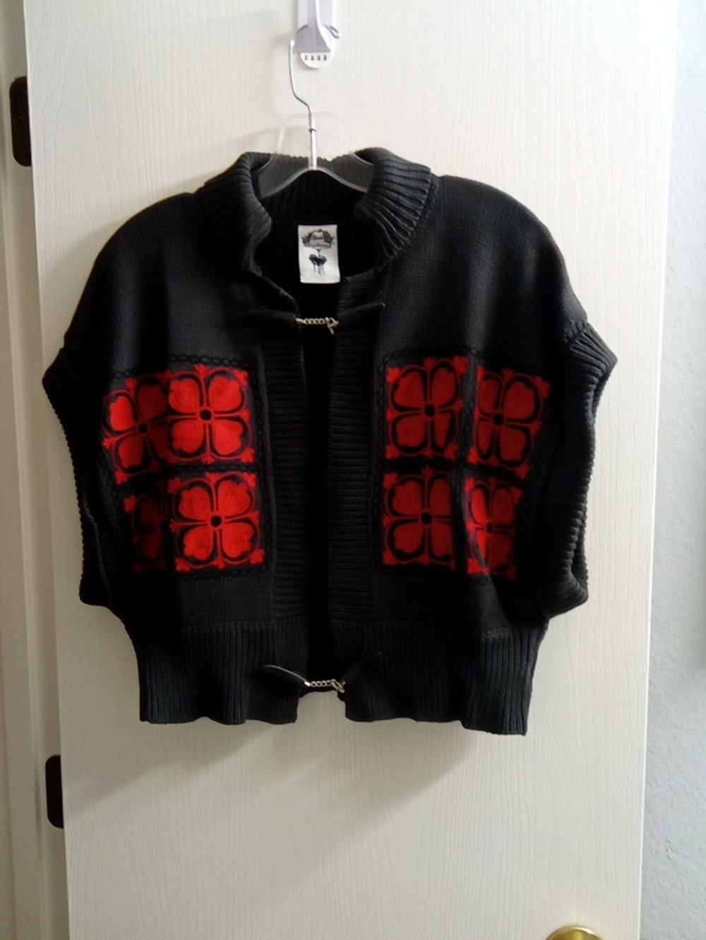 Black & Red Floral Knit Cardigan Sweater